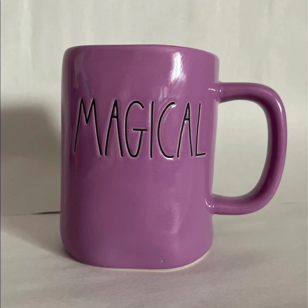 BRAND NEW Rae Dunn Magical mug